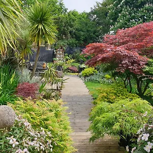 Tropical Garden Oasis Homestay