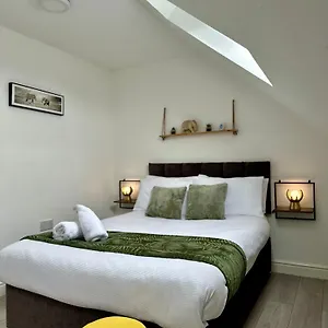 Cosy 3 Bed Near Airport & Nec Perfect For Groups & Contractors! Apartment